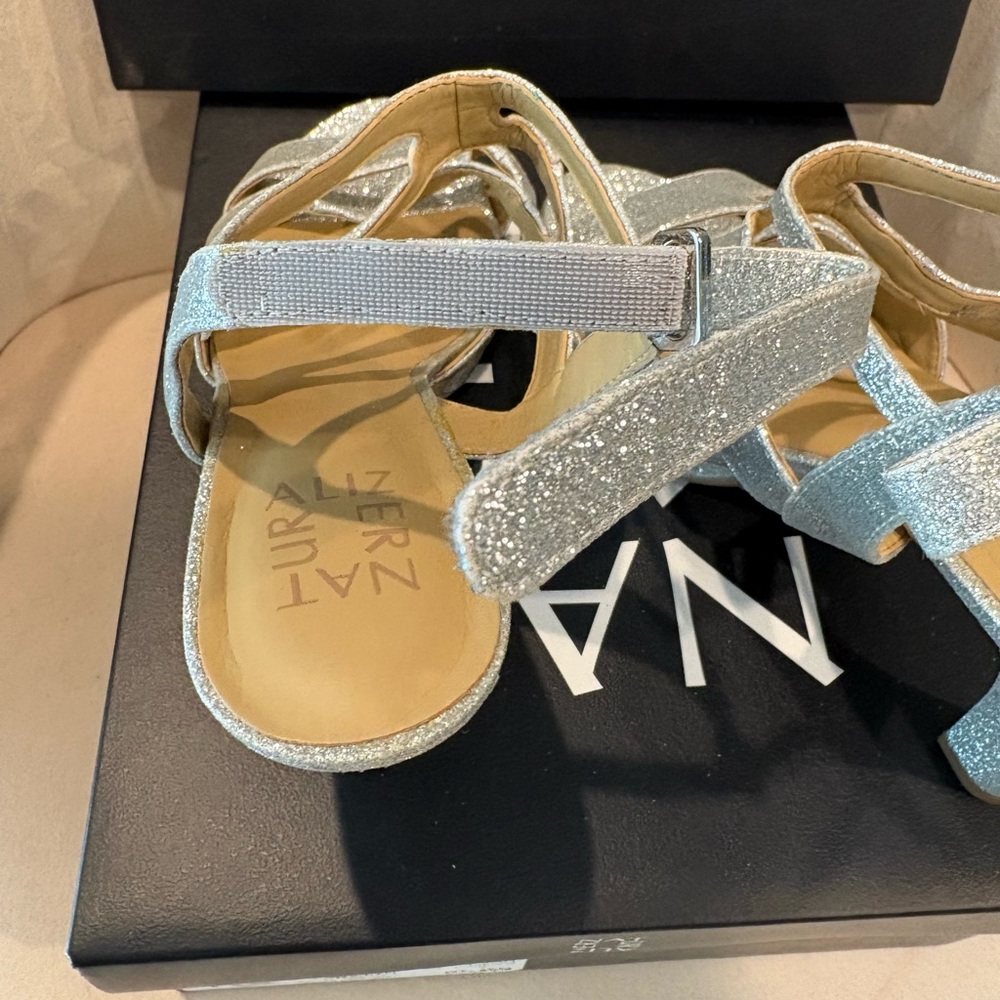 Naturalizer Dianna Silver Strappy Heels 9.5 Wide - Picture 7 of 11
